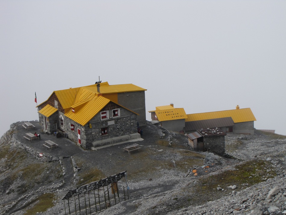 Rifugi e Bivacchi d''Italia.......